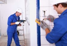 Sådan finder du en god og billig håndværker Elektriker