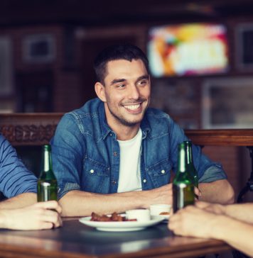 Derfor skal du holde polterabend i dit hjem Polterabend