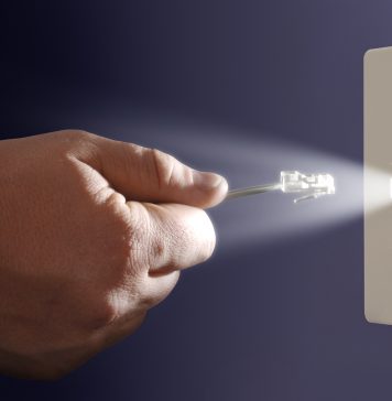 Undgå internetproblemer i hjemmet med ordentligt bredbånd Bredbånd